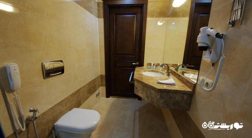 حمام و سرویس بهداشتی اتاق ها