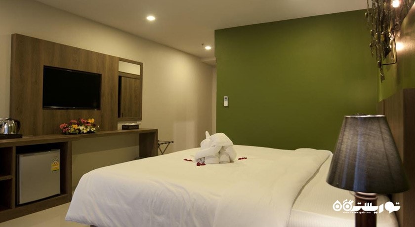 نمای تخت بزرگ اتاق دلوکس