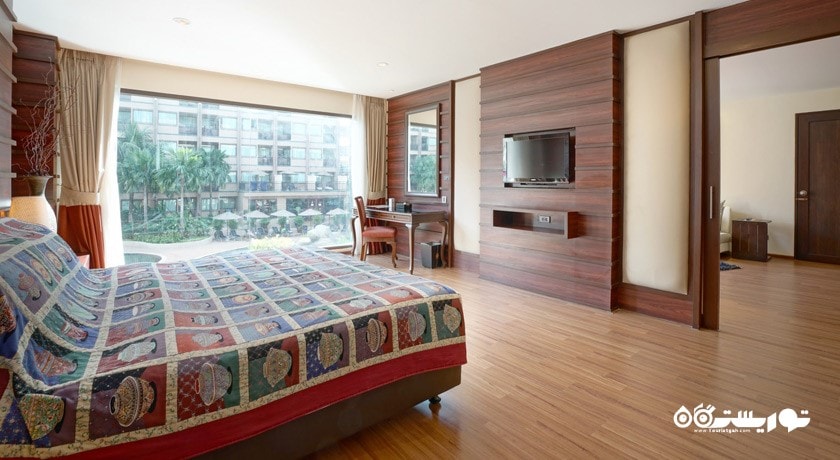 نمای تخت بزرگ سوئیت هتل