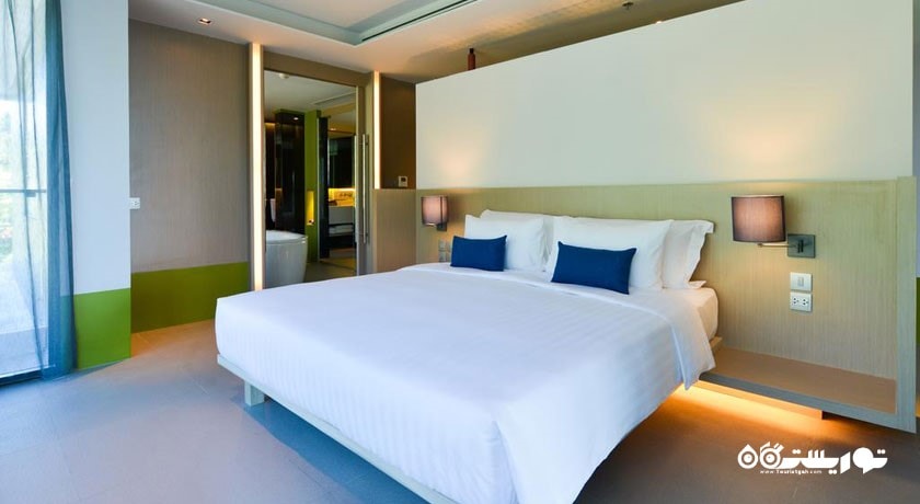 نمای تخت بزرگ سوئیت هتل