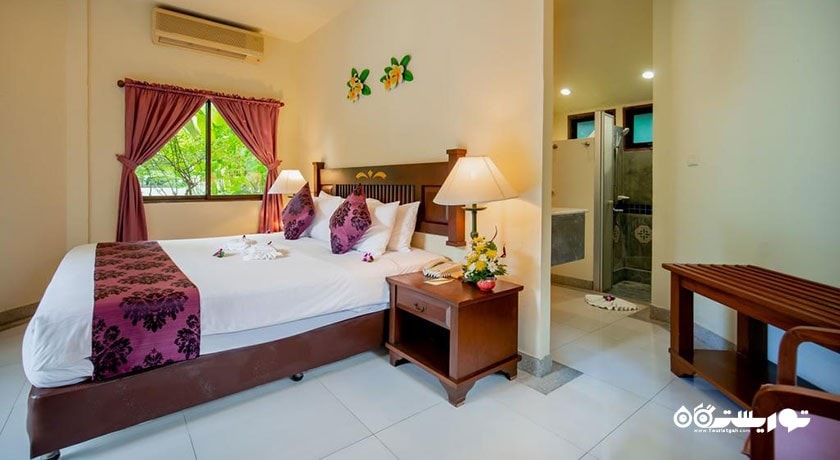 نمای تخت بزرگ اتاق بانگلو