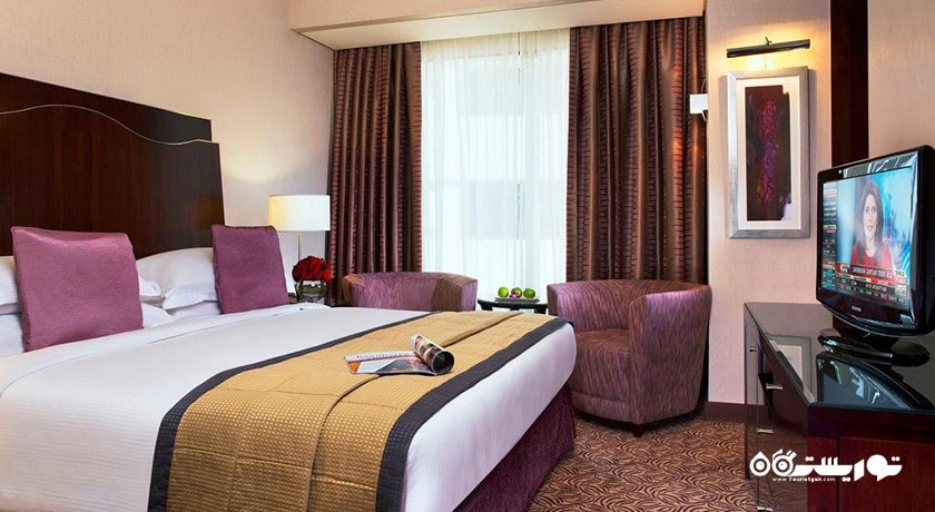 نمای تخت بزرگ اتاق کلاسیک