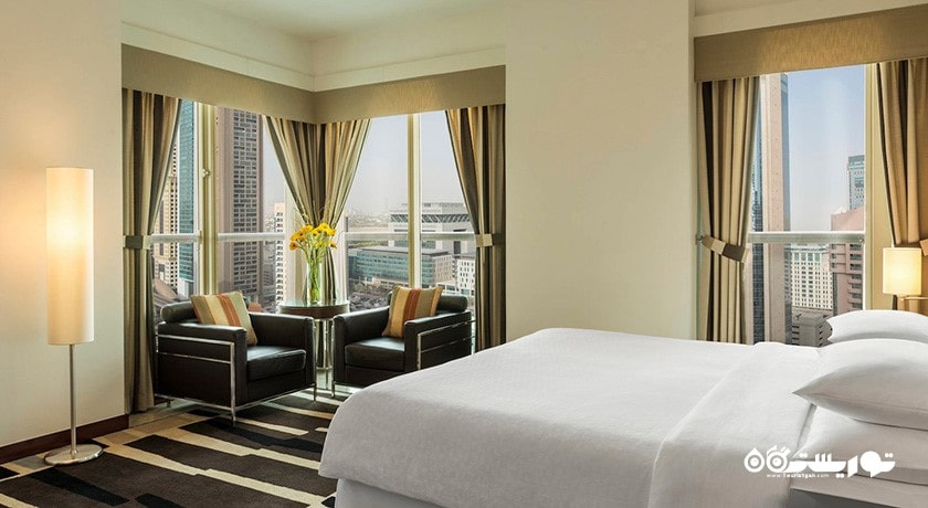 اتاق کرنر هتل فور پوینتس بای شرایتون