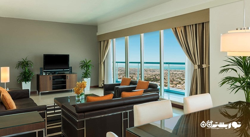 محوطه نشیمن آپارتمان سه خوابه