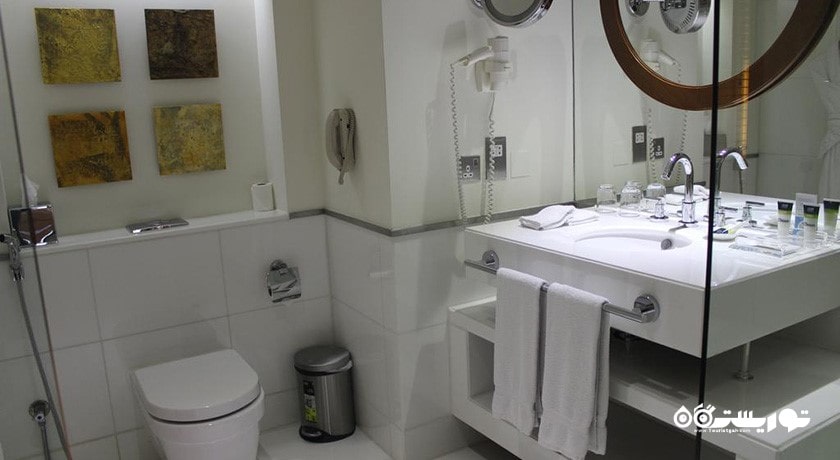 حمام و سرویس بهداشتی اتاق ها