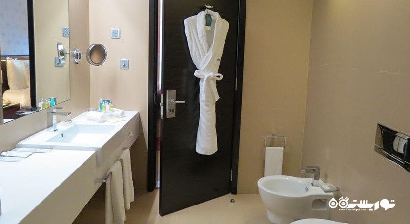 حمام و سرویس بهداشتی اتاق ها