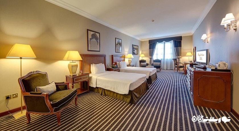 تخت های توئین اتاق پرمیر دلوکس