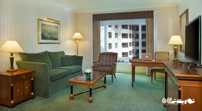 محوطه نشیمن سوئیت اگزکیوتیو