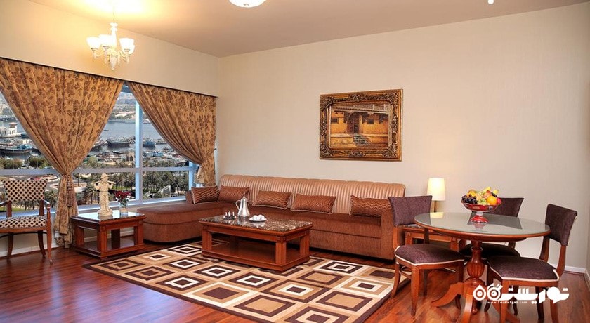 محوطه نشیمن آپارتمان دوخوابه