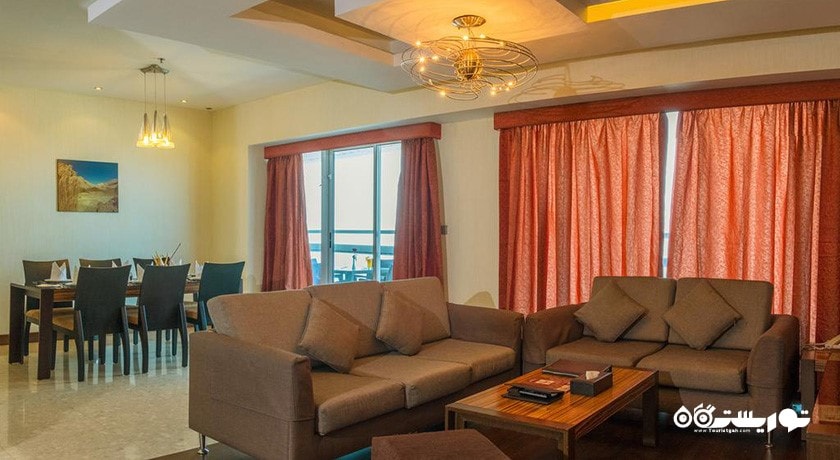 محوطه نشیمن آپارتمان دوخوابه دلوکس