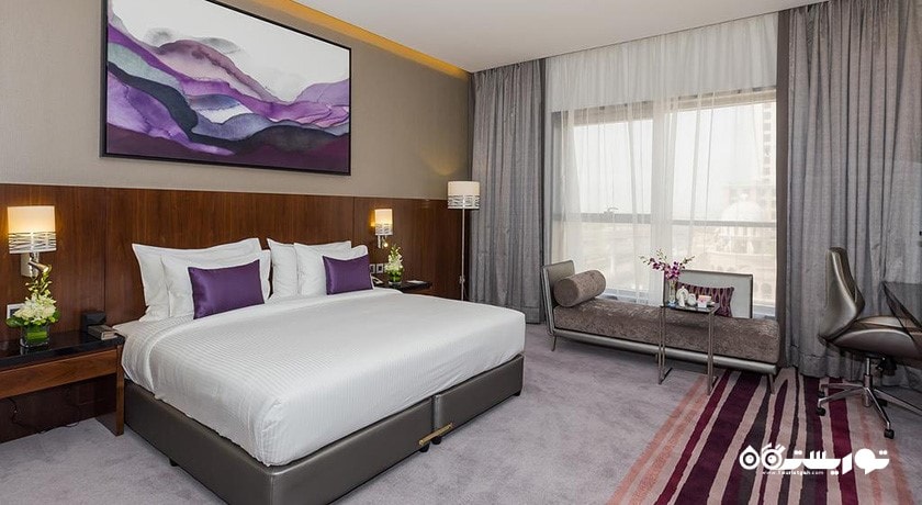 نمای تخت بزرگ اتاق دلوکس