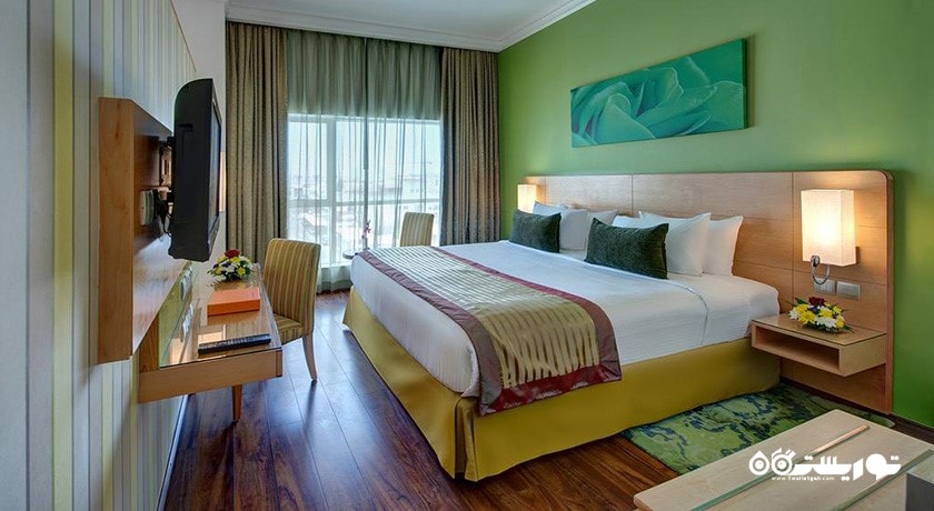 نمای تخت بزرگ سوئیت اگزکیوتیو