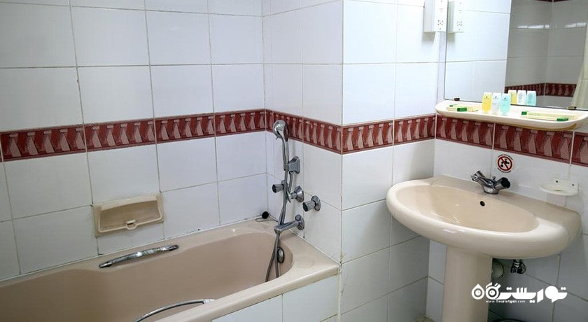 حمام و سرویس بهداشتی اتاق ها