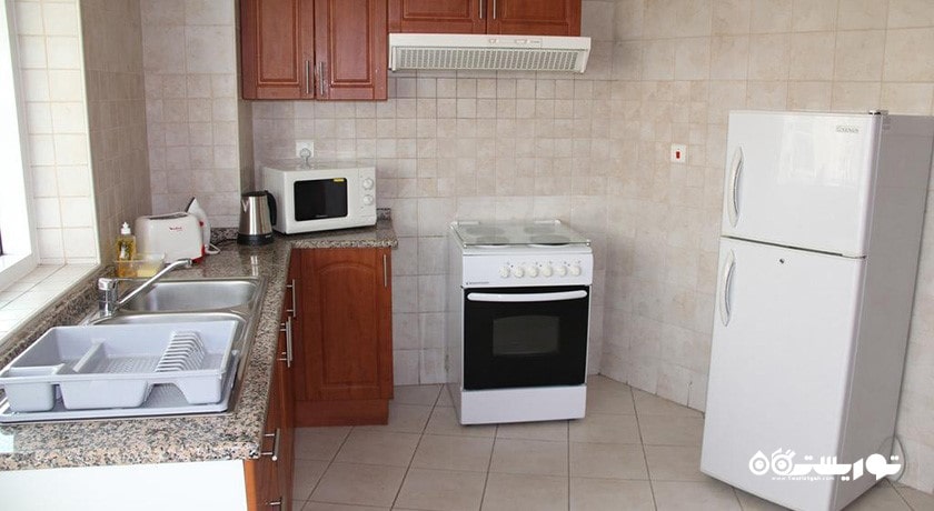 نمای آشپزخانه آپارتمان دوخوابه