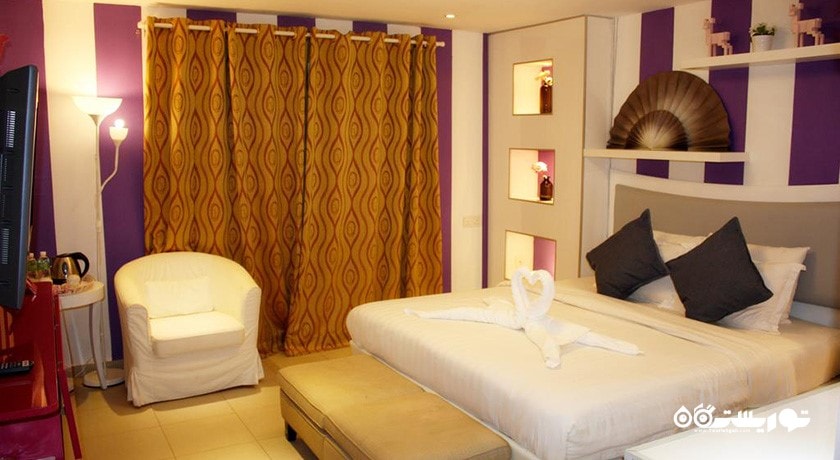 نمای تخت بزرگ پنت هاوس هتل