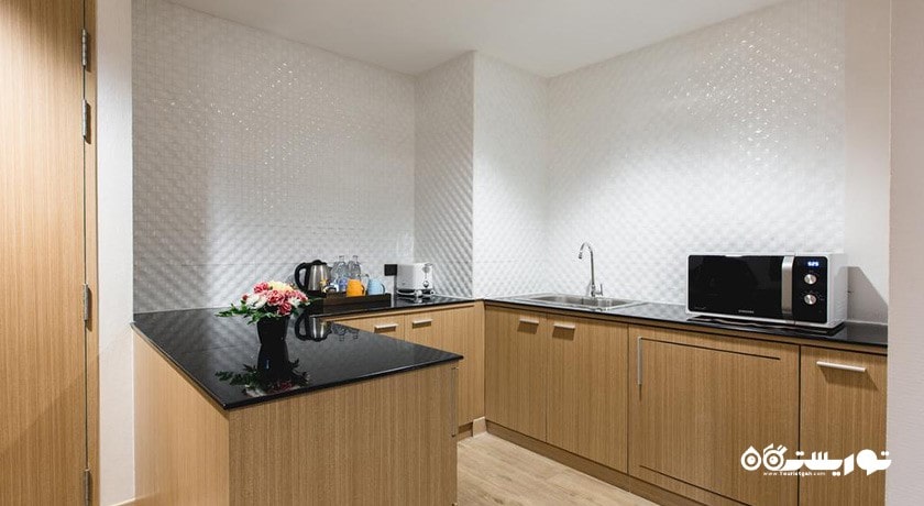 نمای آشپزخانه سوئیت دوبلکس