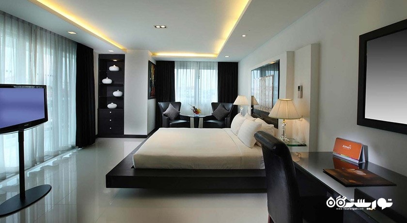 نمای تخت بزرگ سوئیت سه خوابه