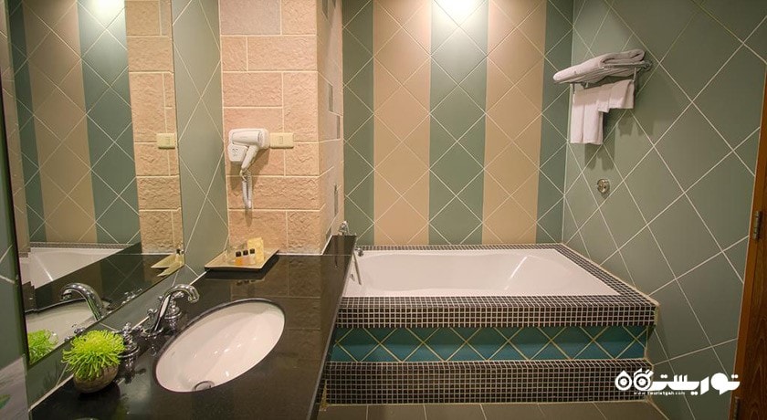 حمام و سرویس بهداشتی اتاق ها