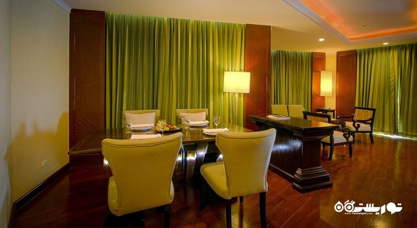 محوطه نشیمن سوئیت جونیور