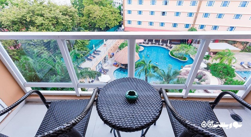 چشم انداز تراس اتاق گرند دلوکس