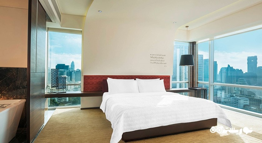 نمای تخت بزرگ سوئیت هتل