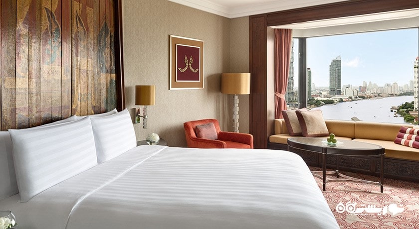 نمای تخت بزرگ اتاق کلاب