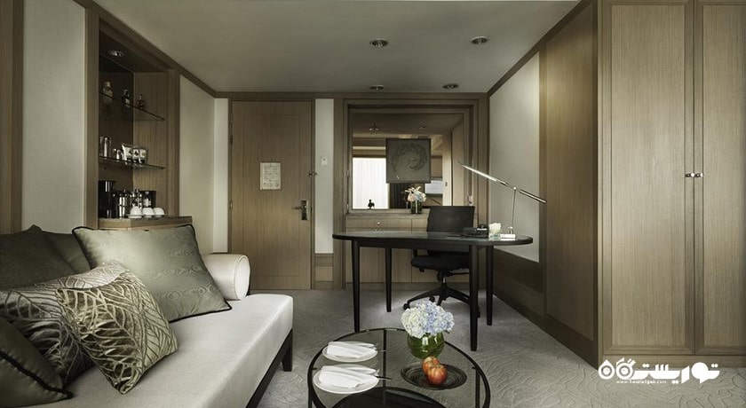 محوطه نشیمن اتاق کلاب