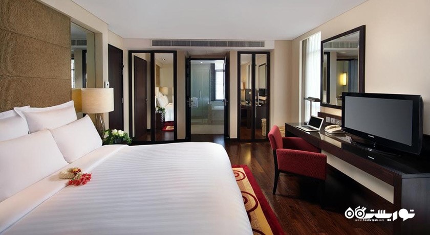 نمای تخت بزرگ سوئیت سه خوابه