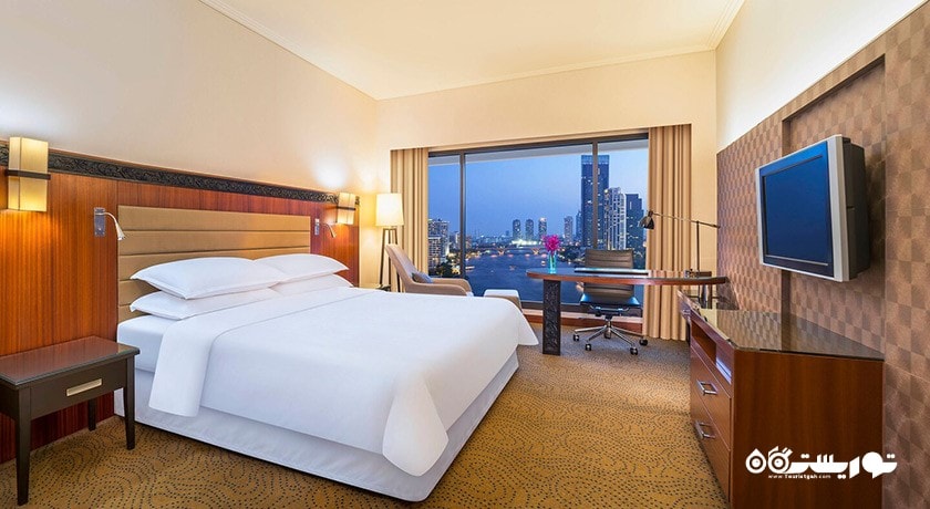 نمای تخت بزرگ اتاق پرمیوم دلوکس