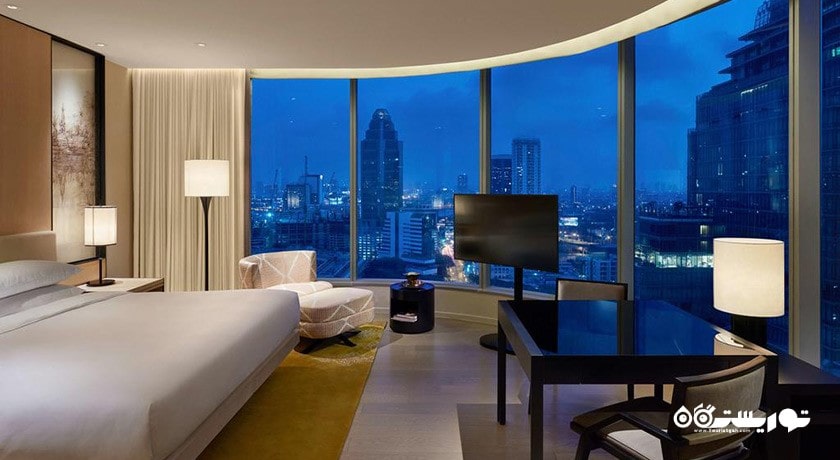 نمای تخت بزرگ اتاق دلوکس