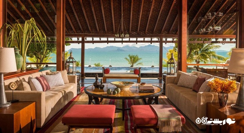 محوطه نشیمن ویلا دوخوابه