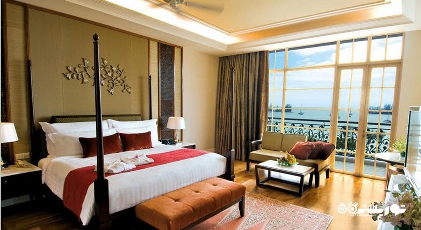 نمای تخت بزرگ اتاق وایس ری