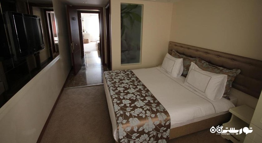 نمای تخت بزرگ اتاق کانکتد