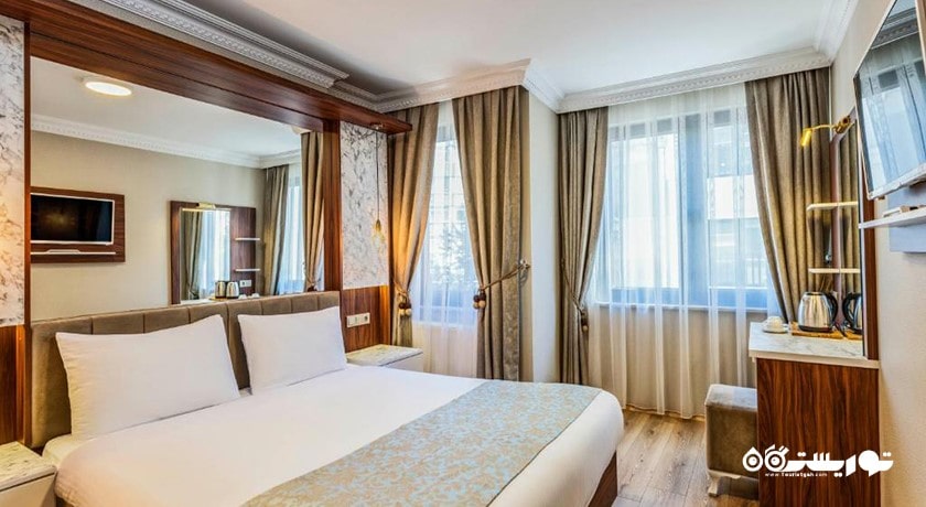 نمای تخت بزرگ اتاق دبل