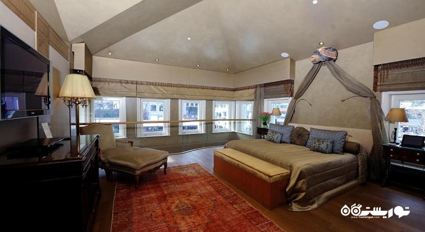 نمای تخت بزرگ سوئیت اگزکیوتیو