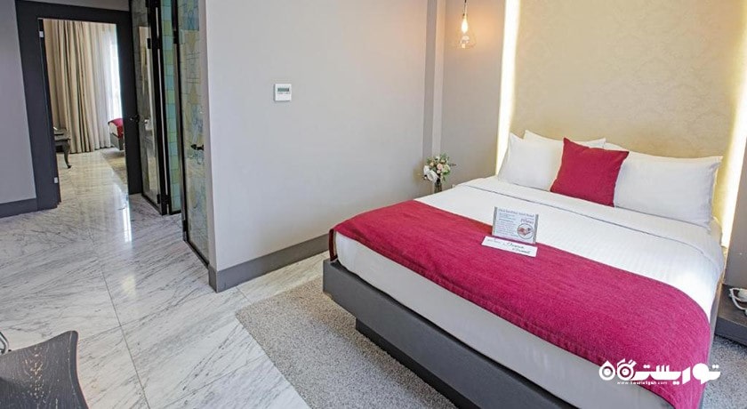 نمای تخت بزرگ سوئیت فمیلی