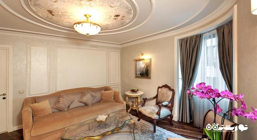 محوطه نشیمن سوئیت جونیور