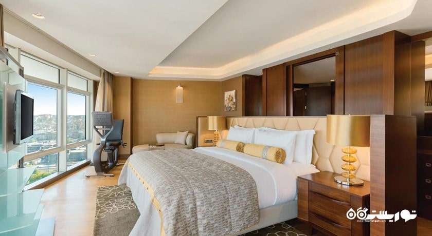 نمای تخت بزرگ سوئیت پرزیدنشال