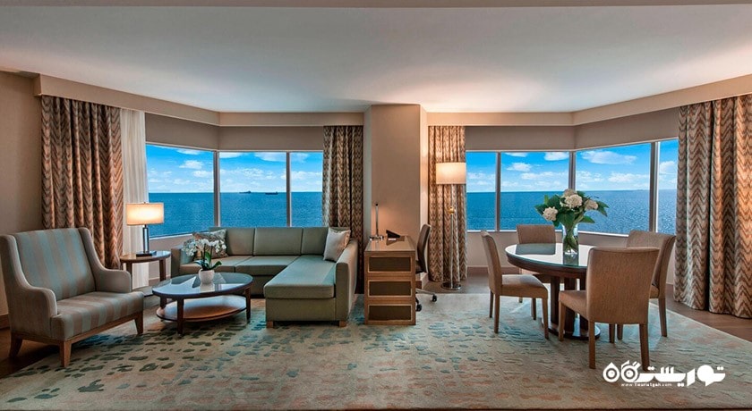 محوطه نشیمن سوئیت اوشن