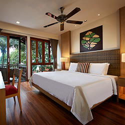 اتاق فمیلی (خانوادگی)