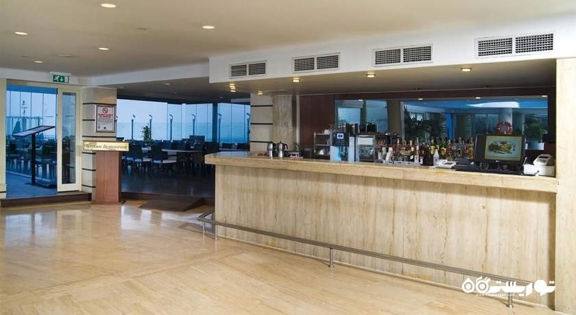 بار استخر هتل بست وسترن پلاس دپرزیدنت	