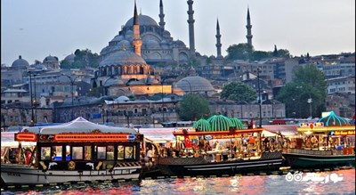 سرگرمی سفر تفریحی بسفروس با یات (نوعی قایق تفریحی) شهر ترکیه کشور استانبول