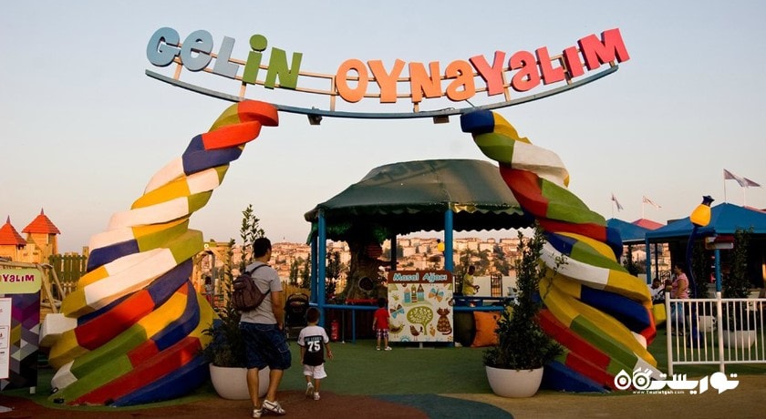 مرکز خرید ویالند شهر ترکیه کشور استانبول