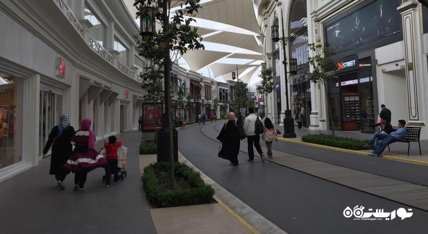 مرکز خرید ویالند شهر ترکیه کشور استانبول