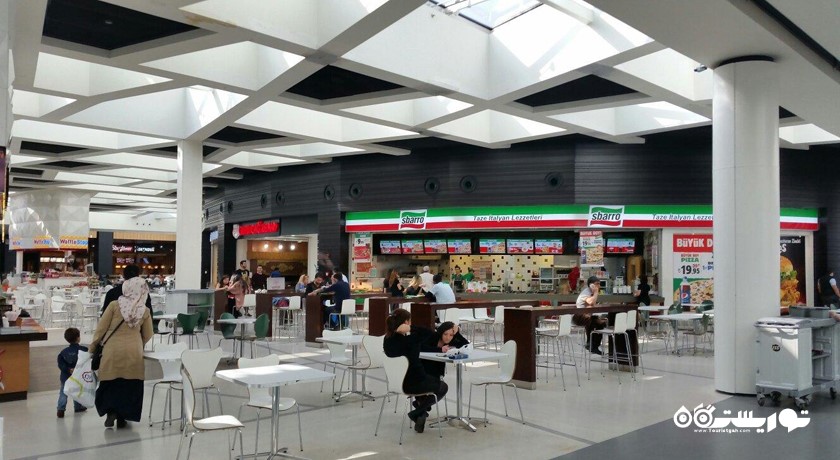 مرکز خرید مار مارا فروم شهر ترکیه کشور استانبول