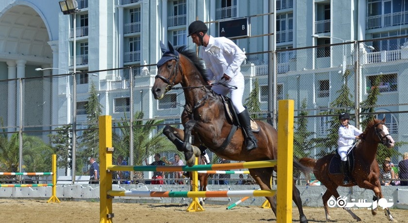 سرگرمی باشگاه سوارکاری باتومی شهر گرجستان کشور باتومی