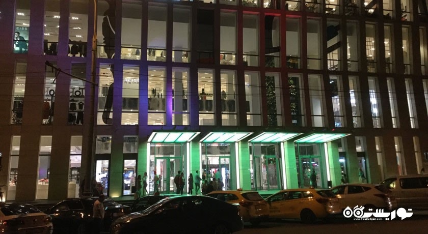 مرکز خرید بازار مرکزی سوتنوی شهر روسیه کشور مسکو