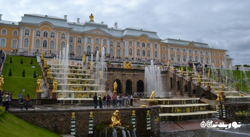 سرگرمی باغ تابستانی شهر روسیه کشور سن پترزبورگ
