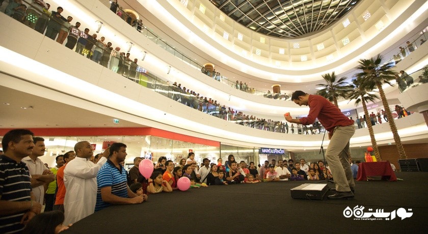 مرکز خرید مرکز خرید الغریر شهر امارات متحده عربی کشور دبی