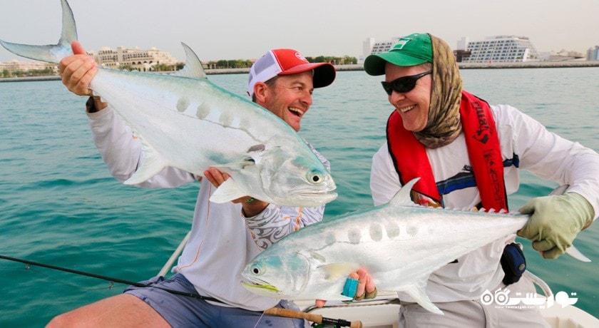سرگرمی ماهیگیری در دبی شهر امارات متحده عربی کشور دبی